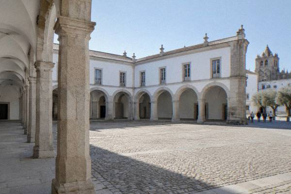 Free History and Heritage Walk, Évora